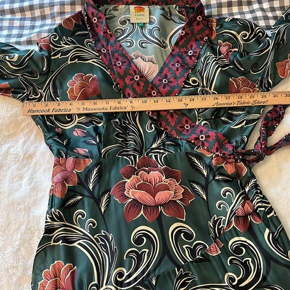 Farm Rio Arabesque Long-Sleeve Wrap Mini Dress Size M Green Floral - Picture 15 of 16
